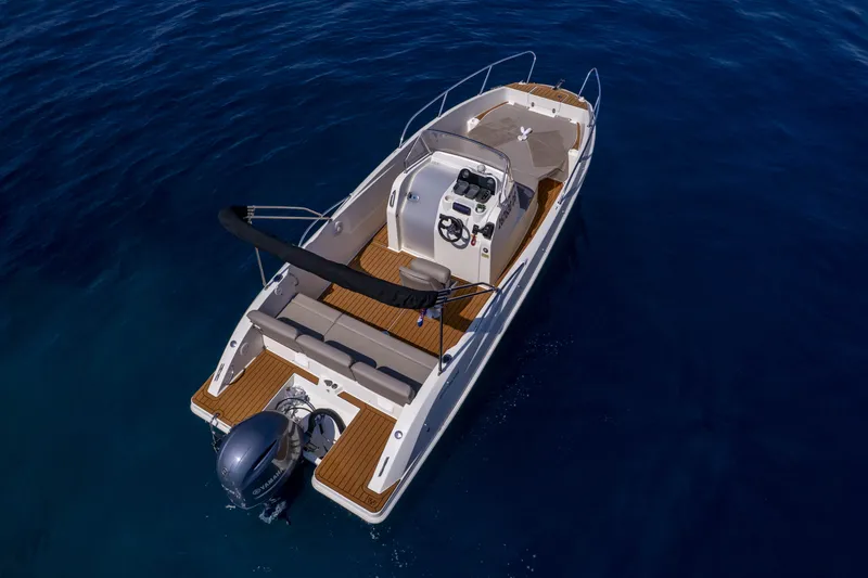 Quicksilver 675 u Zaton